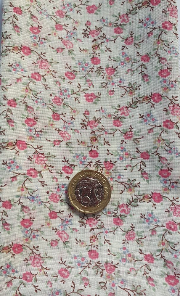 Lawn Rosebuds fabric