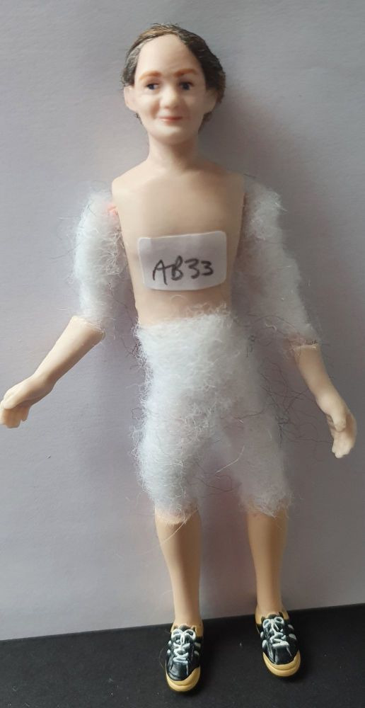 Wigged Doll kit AB33