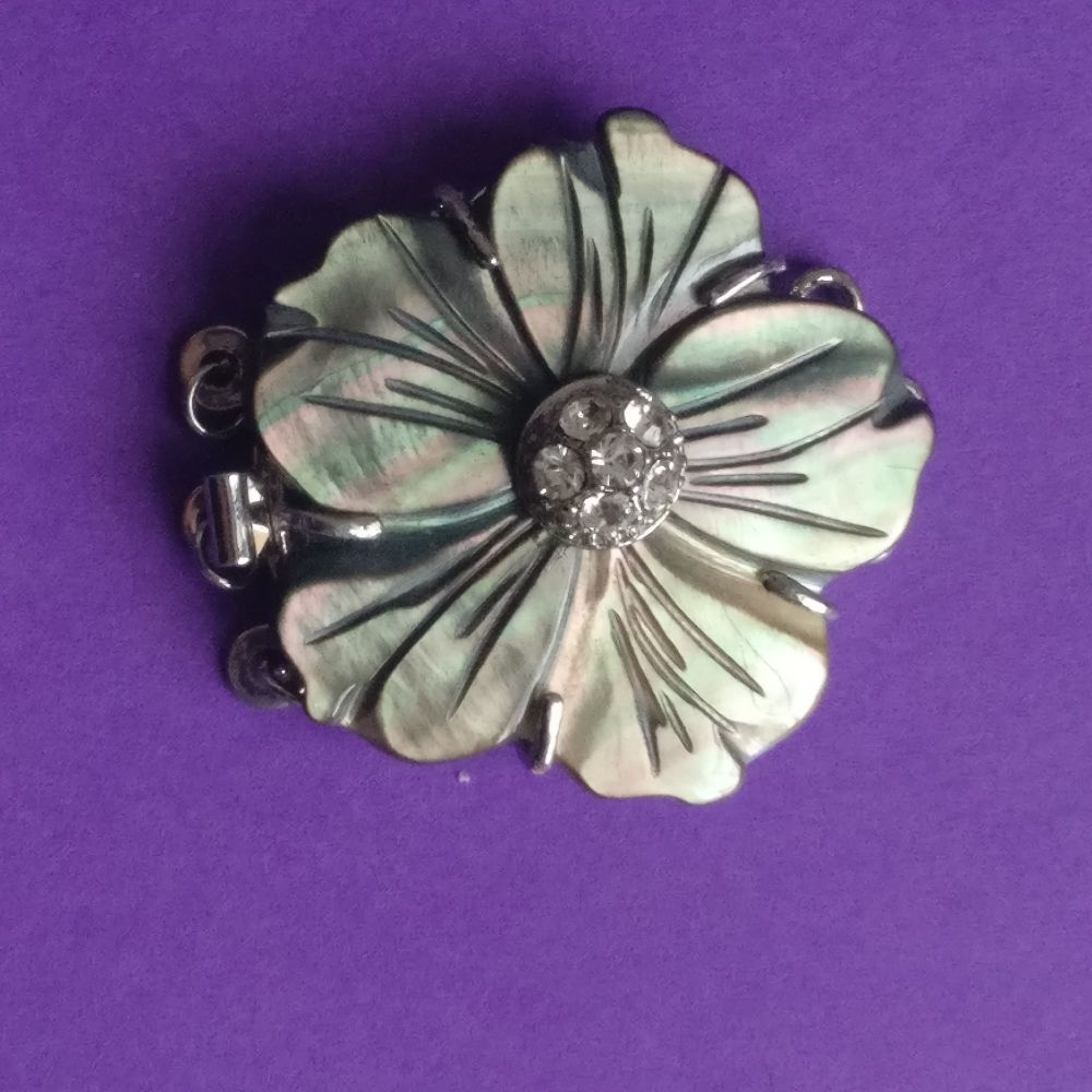 3 row mother of pearl flower clasp