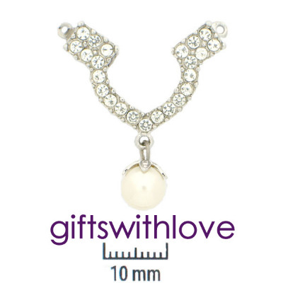 Rhodium Plated springtongue pearl and diamante clasp