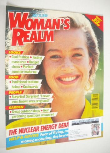 <!--1989-07-25-->Woman's Realm magazine (25 July 1989)