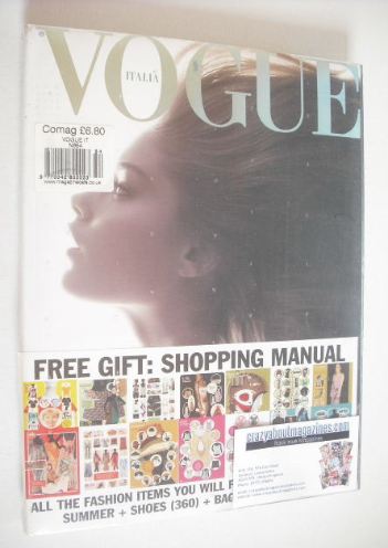 <!--2005-02-->Vogue Italia magazine - February 2005 - Doutzen Kroes cover