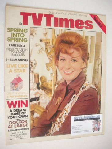 TV Times magazine - Pat Phoenix cover (6-12 March 1971)