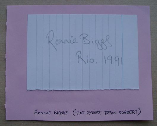 Ronnie Biggs autograph