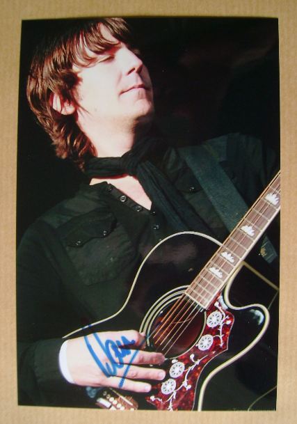 Dan Hipgrave autograph