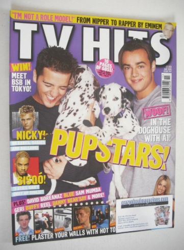 TV Hits magazine - November 2001 - A1 cover