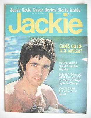 Jackie magazine - 24 August 1974 (Issue 555 - David Essex cover)