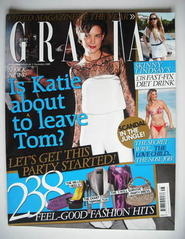 <!--2008-12-01-->Grazia magazine - Katie Holmes cover (1 December 2008)