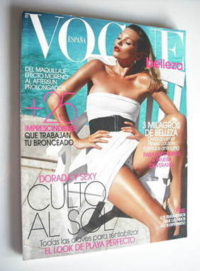 <!--2010-12-->Vogue Belleza (Espana) magazine 2010 - Kate Moss cover