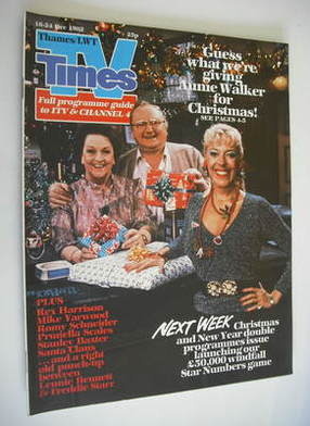TV Times magazine - Julie Goodyear, Fred Feast and Betty Driver cover (18-24 December 1982)