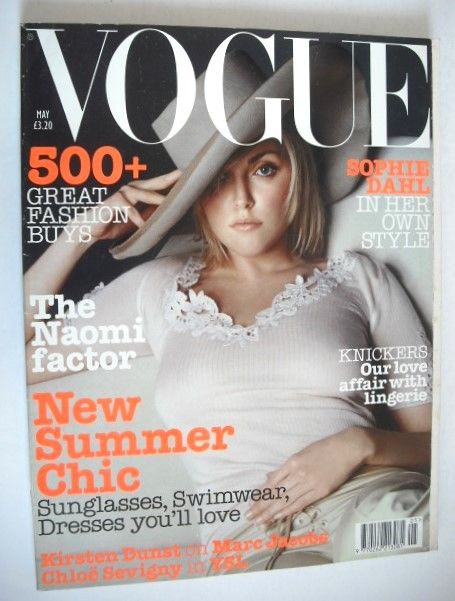 <!--2002-05-->British Vogue magazine - May 2002 - Sophie Dahl cover