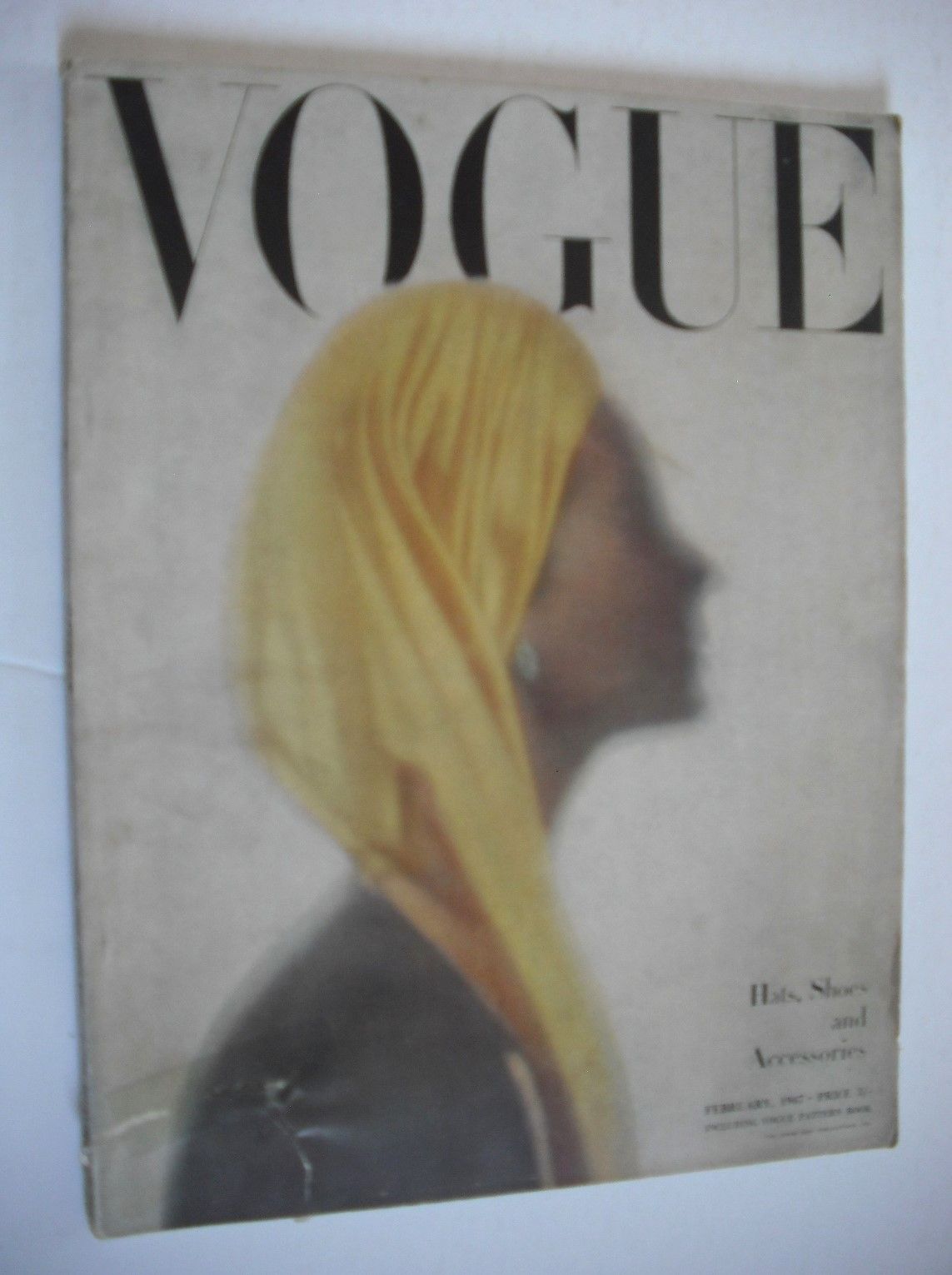 <!--1947-02-->British Vogue magazine - February 1947 (Vintage Issue)