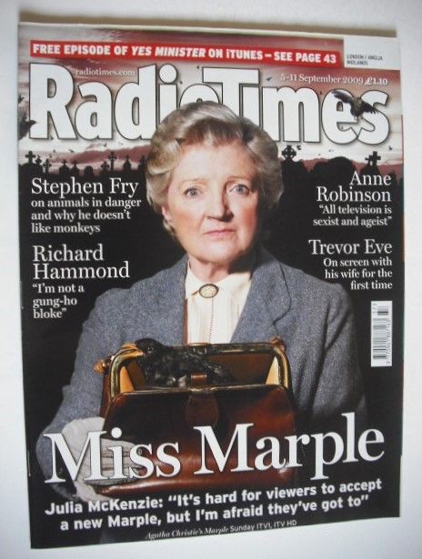 Radio Times magazine - Julia McKenzie cover (5-11 September 2009)