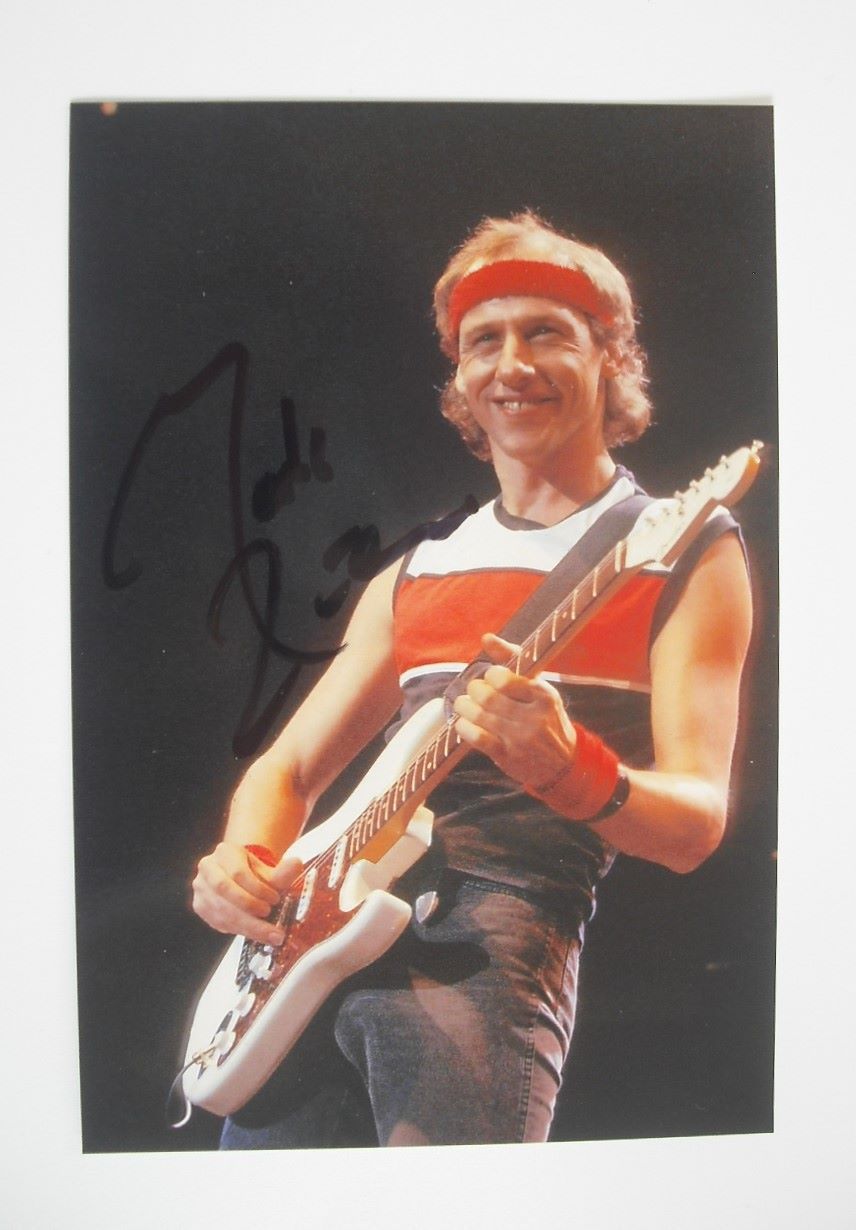 Mark Knopfler autograph (hand-signed photograph)