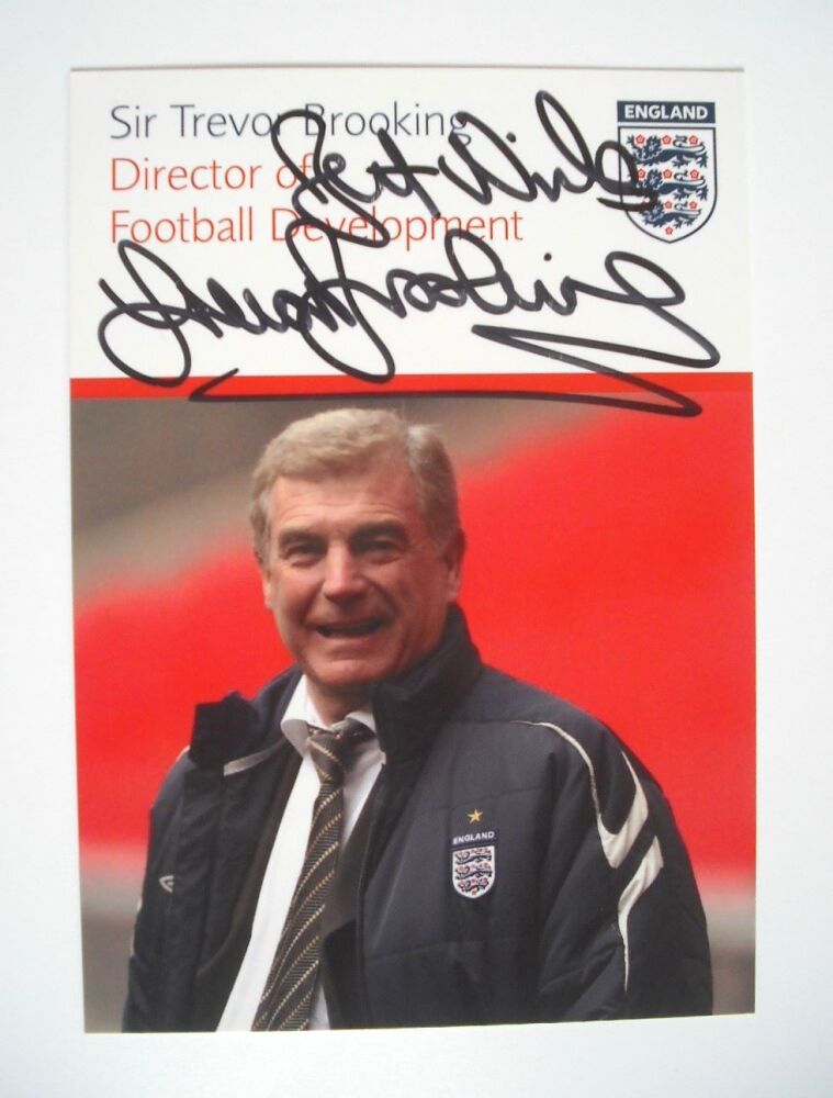 Trevor Brooking autograph (hand-signed photograph)