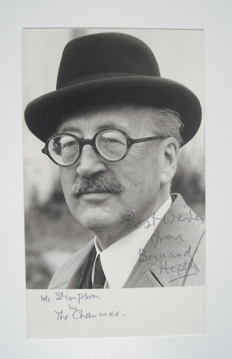 Bernard Hepton autograph (hand-signed photograph)