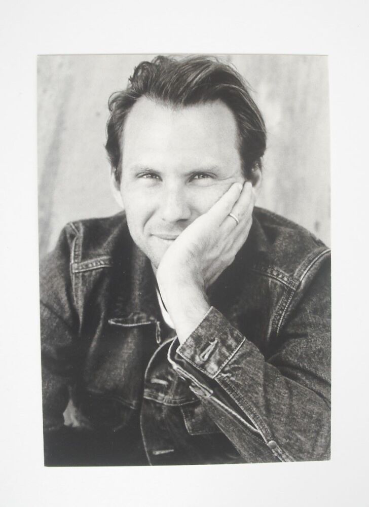 Christian Slater autograph (hand-signed photograph)
