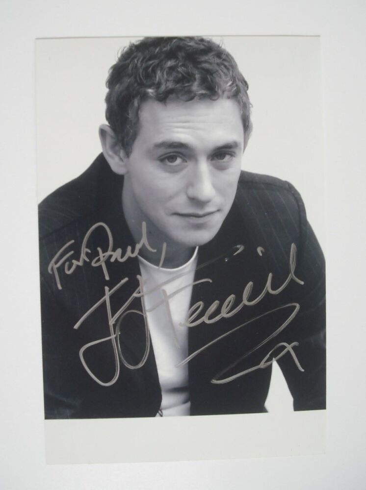 JJ Feild autograph (hand-signed photograph)