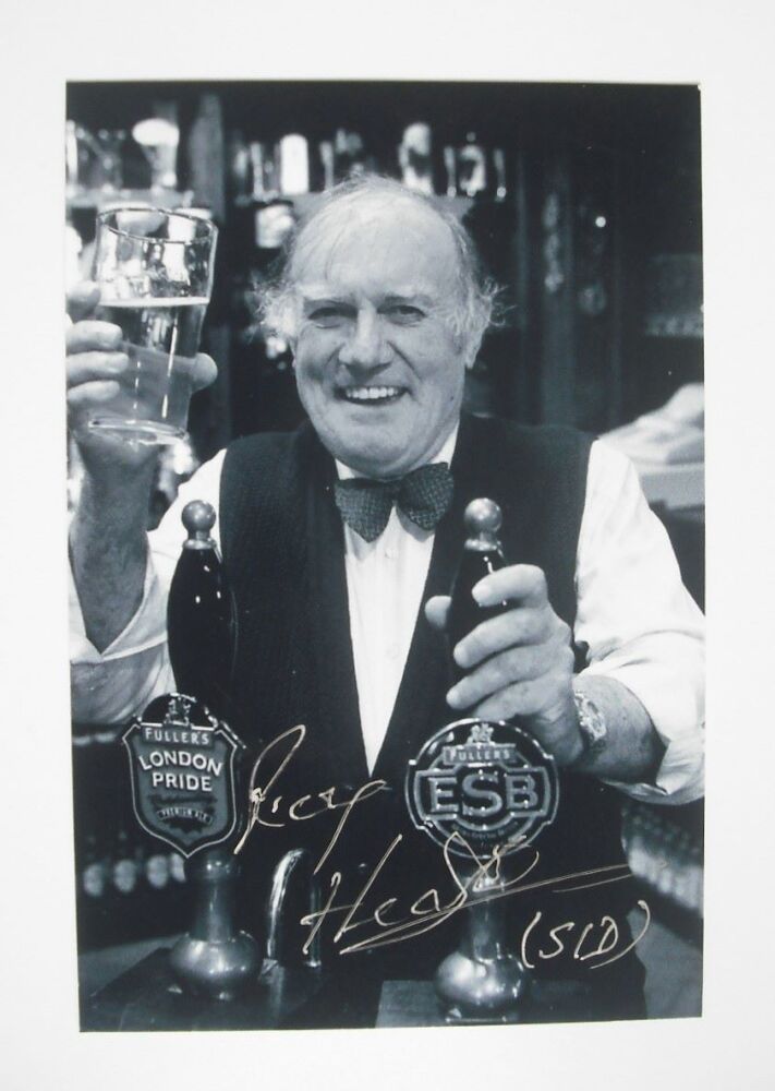 Roy Heather autograph (hand-signed photograph)