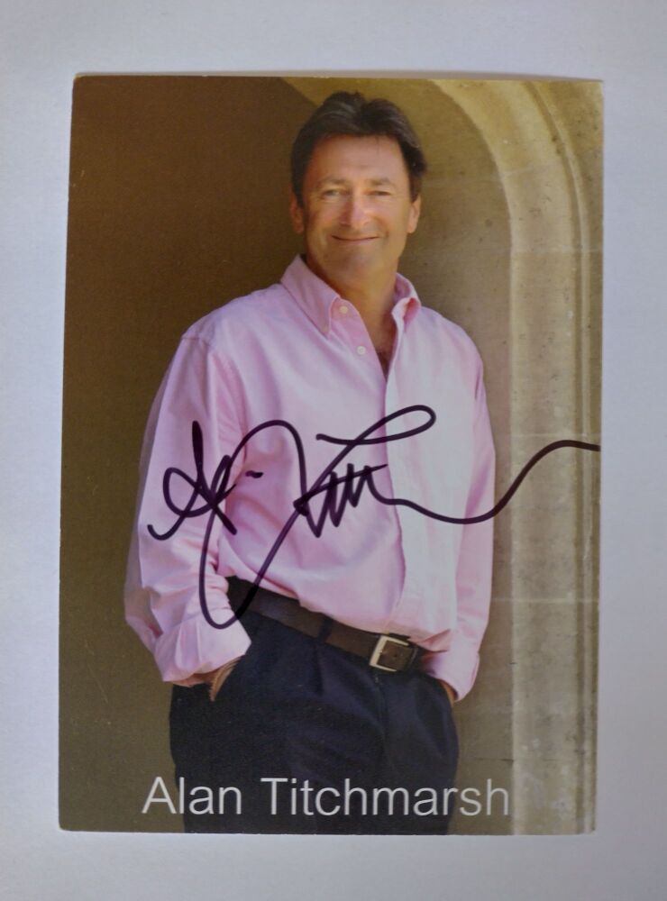 Alan Titchmarsh autograph (hand-signed photograph)