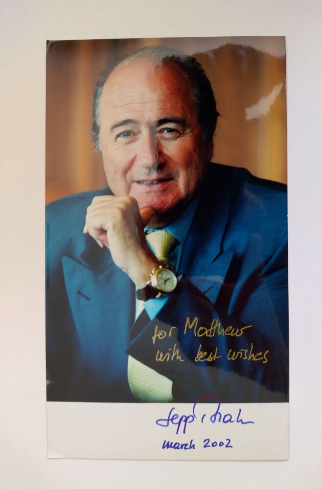 Sepp Blatter autograph (hand-signed photograph)
