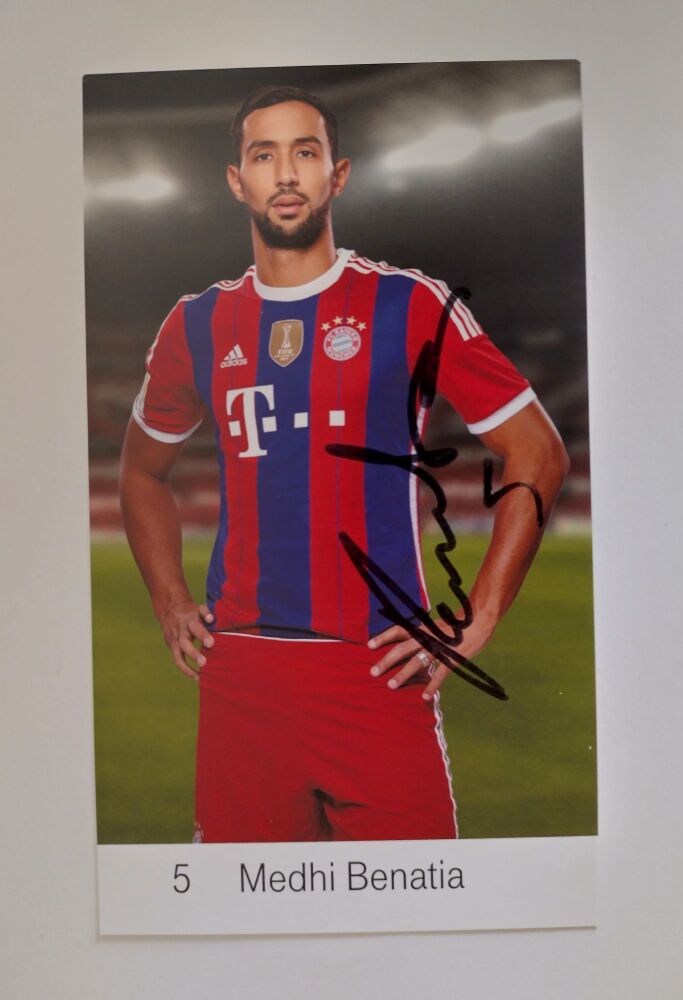 Medhi Benatia autograph (hand-signed photograph)
