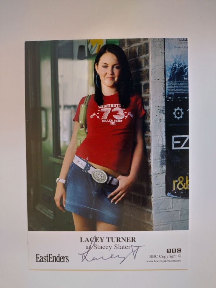 Lacey Turner autograph (hand-signed photograph 1)