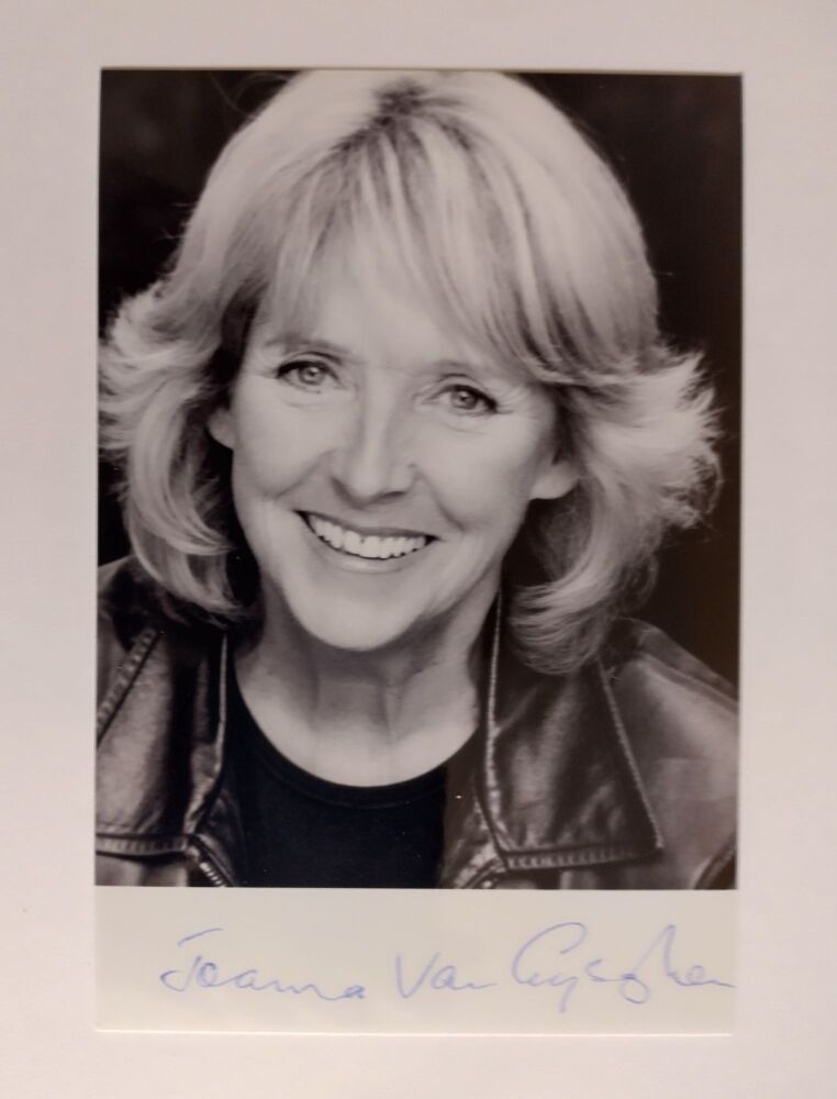 Joanna Van Gyseghem autograph (hand-signed photograph)