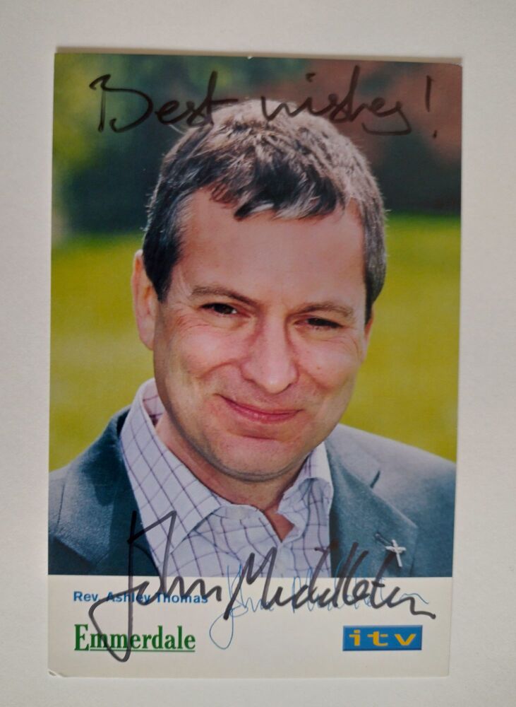 John Middleton autograph (hand-signed photograph)