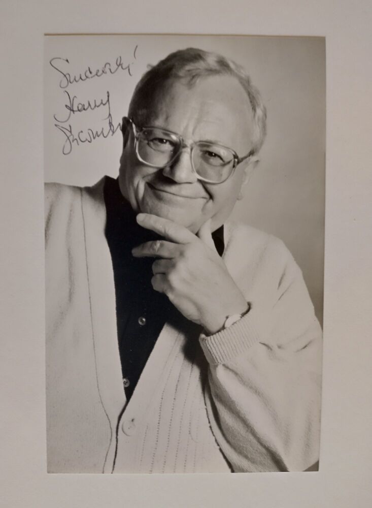 Harry Secombe autograph (hand-signed photograph)