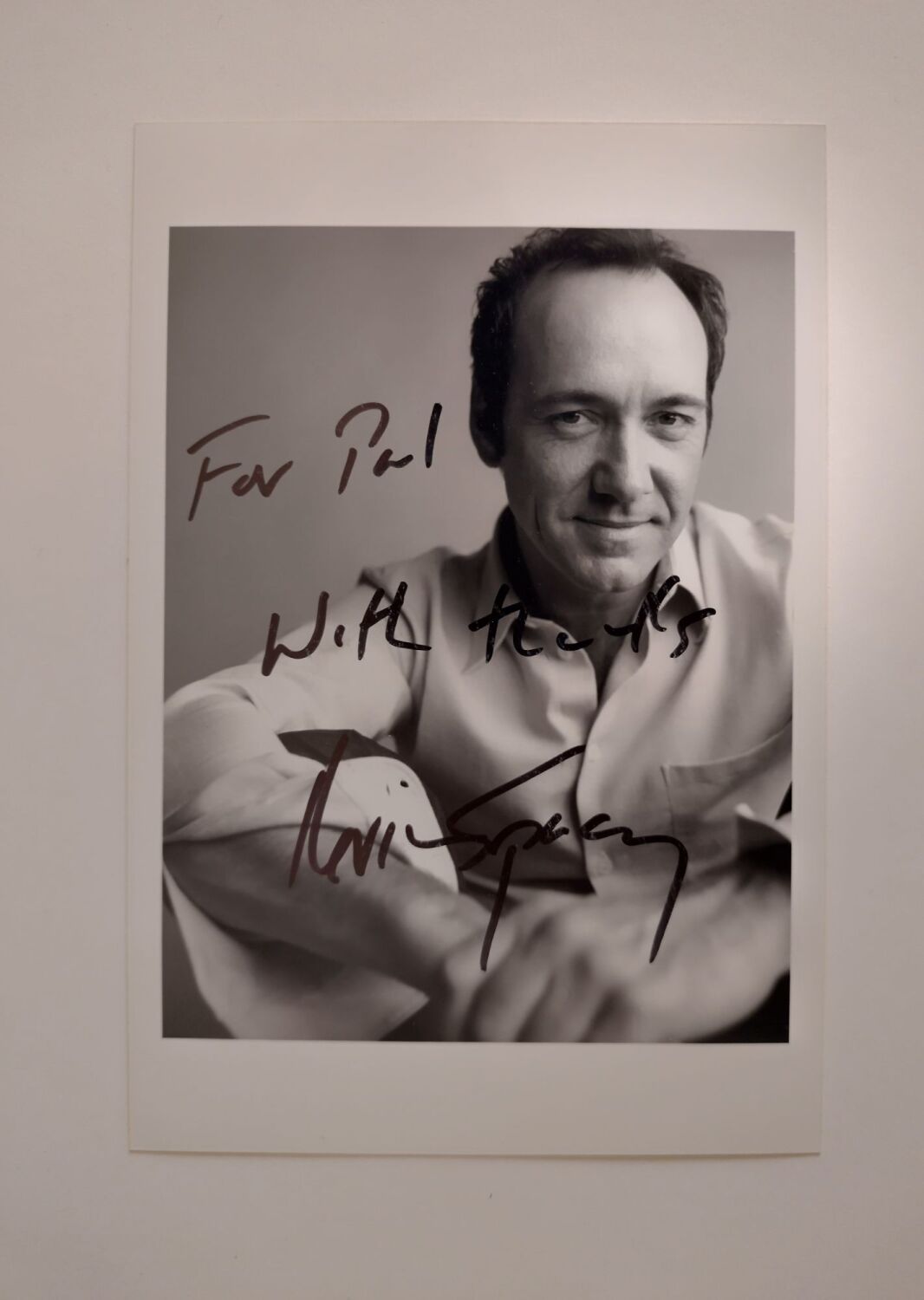 Kevin Spacey autograph (hand-signed photograph)