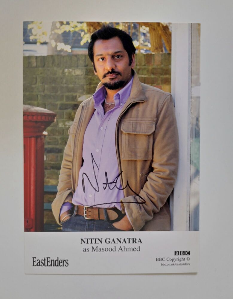 Nitin Ganatra autograph (hand-signed photograph)