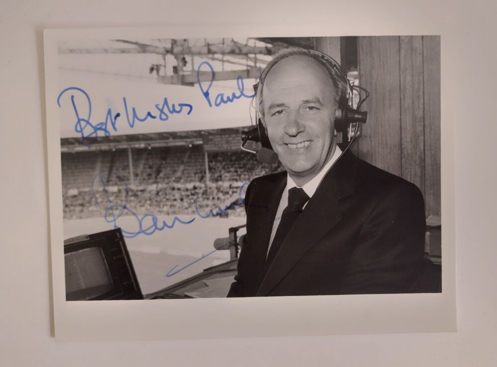 Brian Moore (football commentator) autograph (hand-signed photograph)