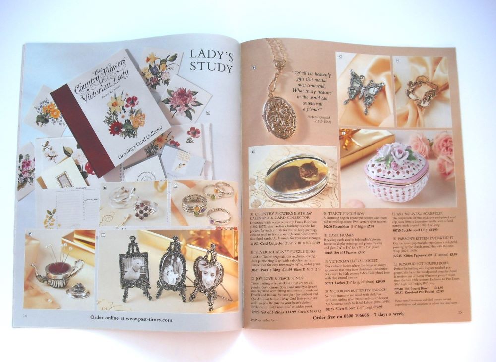 Past Times Christmas Catalogue 2000
