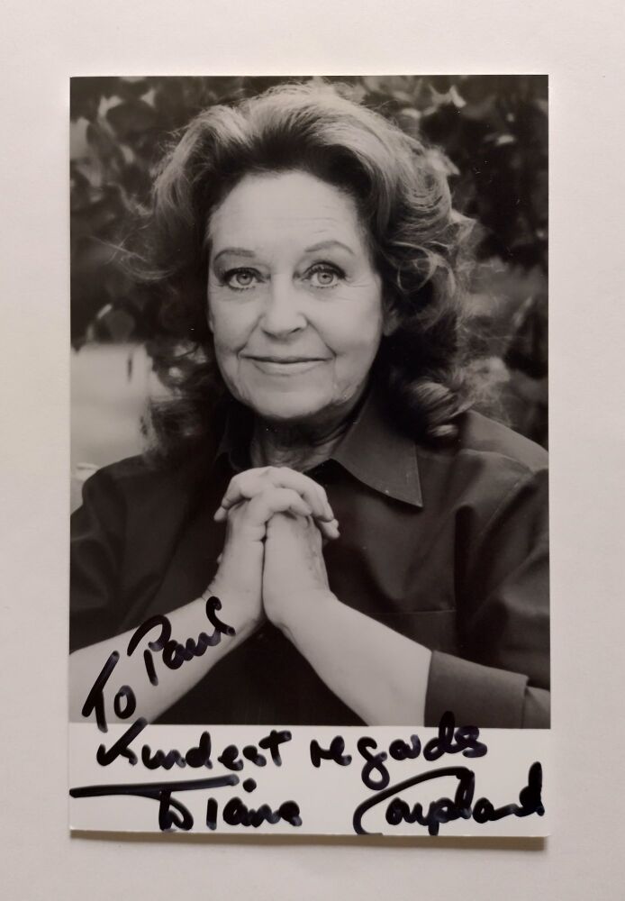 Diana Coupland autograph (hand-signed photograph)
