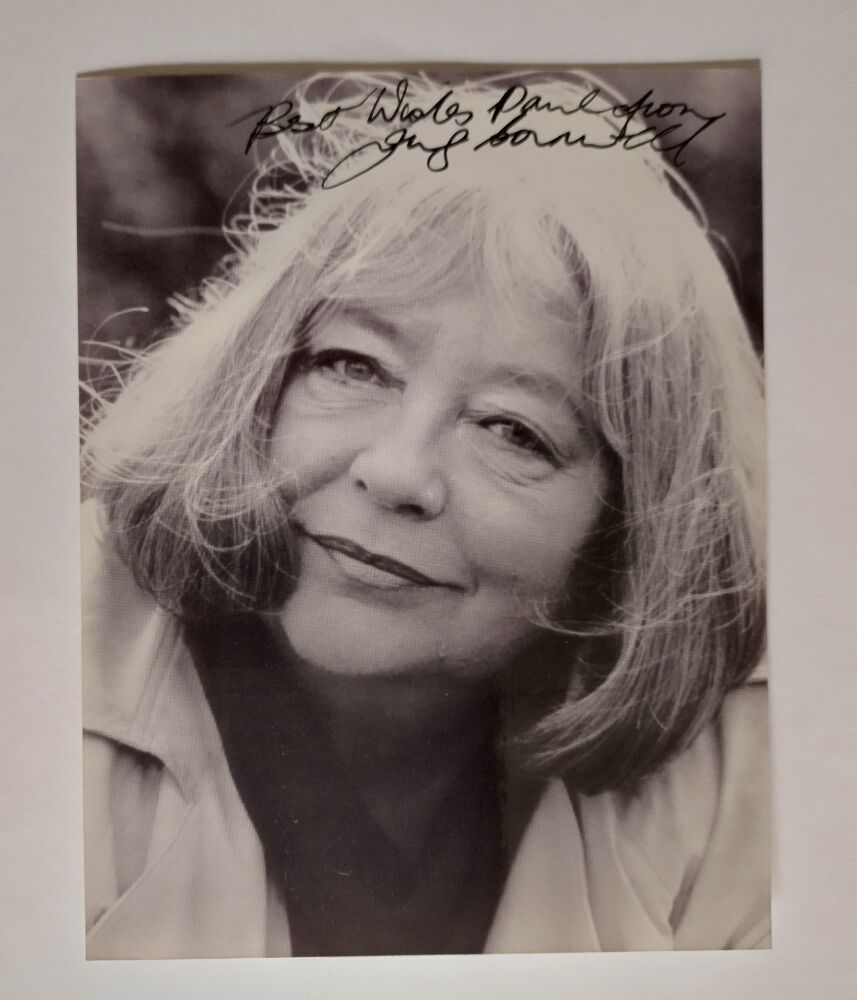 Judy Cornwell autograph (hand-signed photograph)