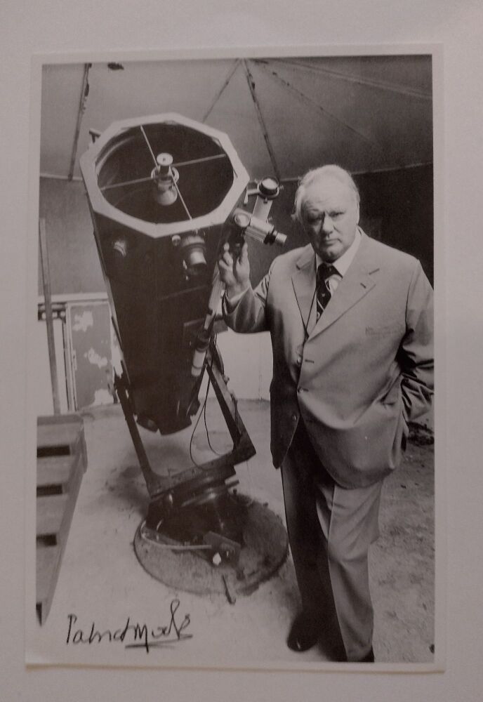 Patrick Moore autograph (hand-signed photograph)