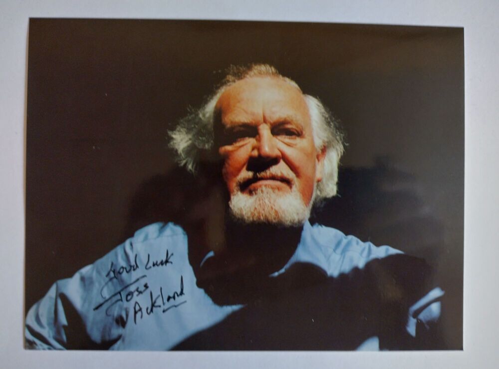 Joss Ackland autograph (hand-signed photograph)