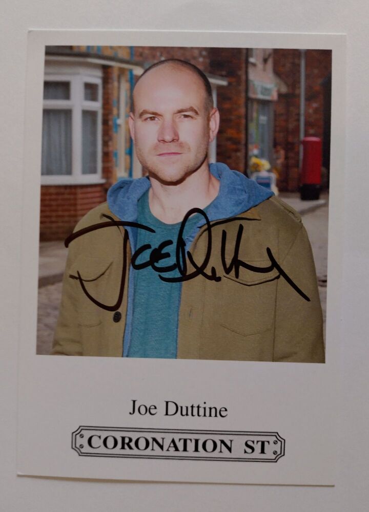 Joe Duttine autograph (hand-signed photograph)