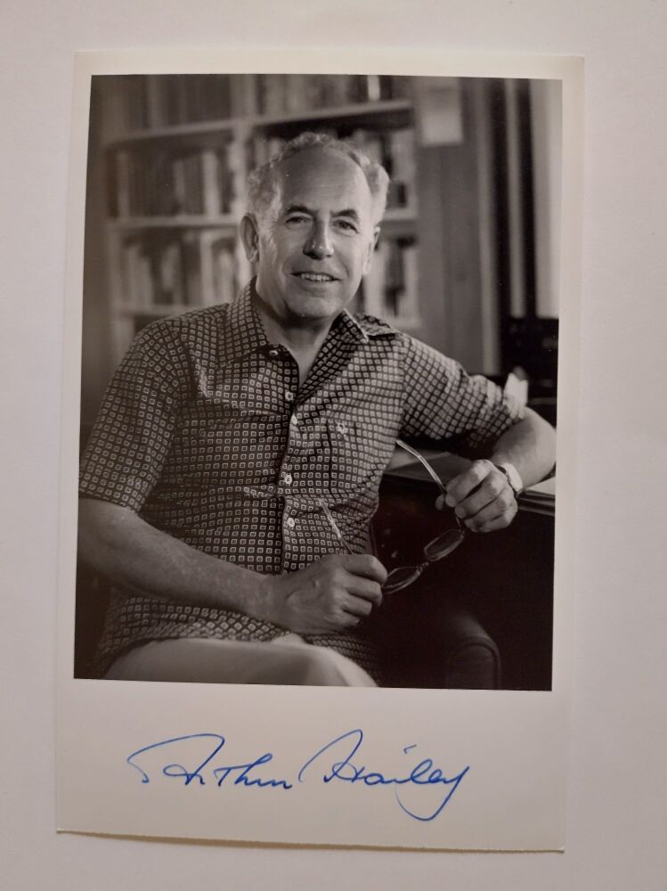 Arthur Hailey autograph (hand-signed photograph)