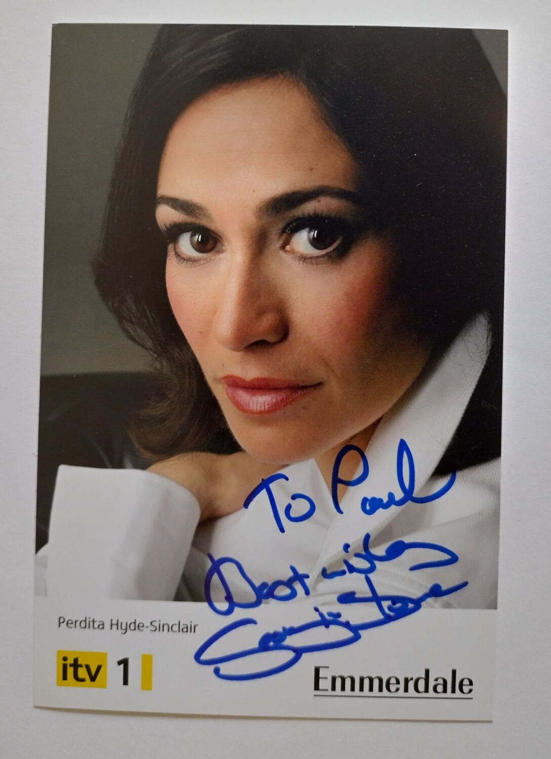 Georgia Slowe autograph (hand-signed photograph)
