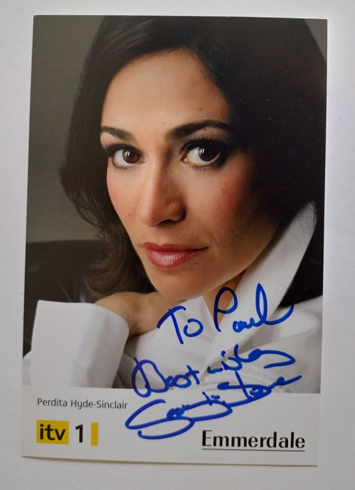 Georgia Slowe autograph (hand-signed photograph)