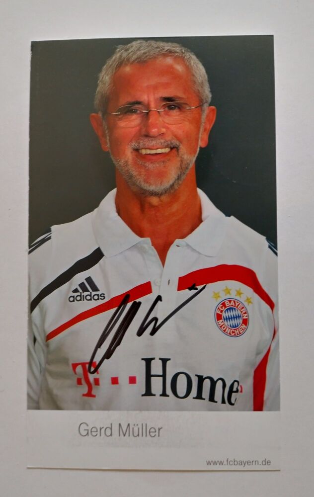 Gerd Muller autograph (hand-signed photograph)