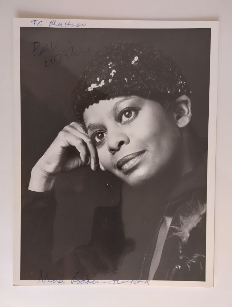 Nina Baden-Semper autograph (hand-signed photograph)
