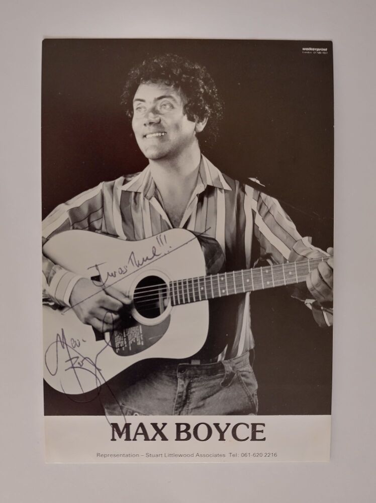 Max Boyce autograph (hand-signed photograph)