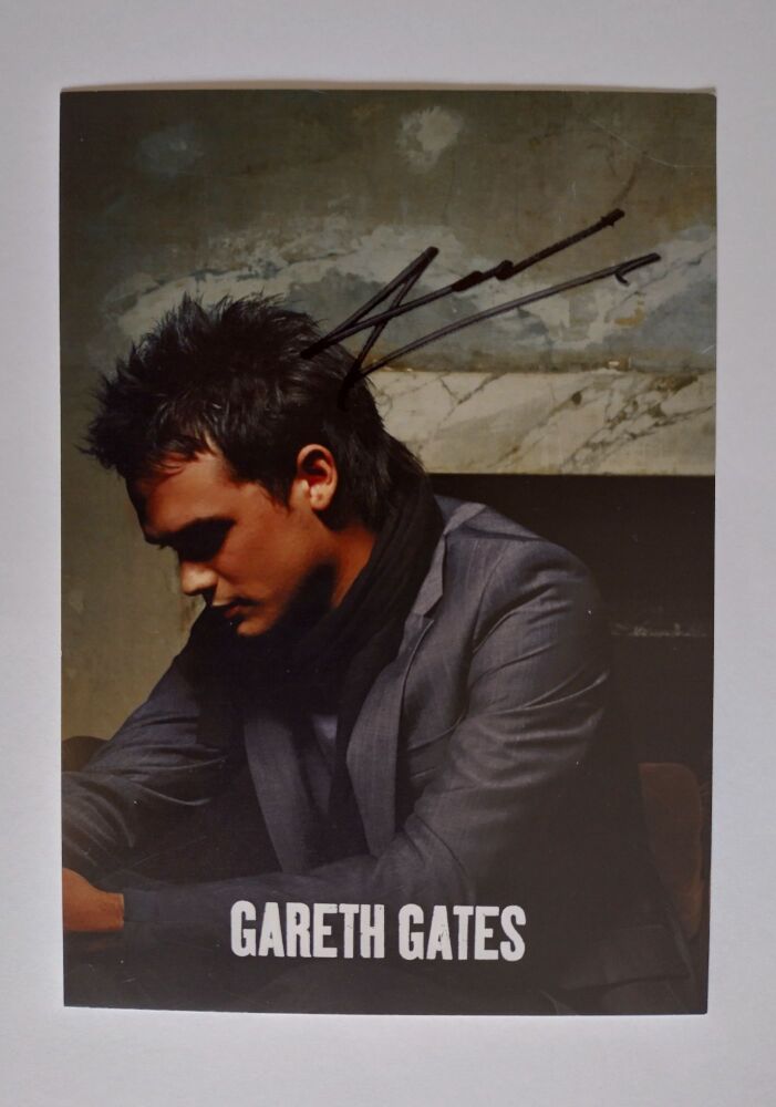 Gareth Gates autograph (hand-signed photograph)