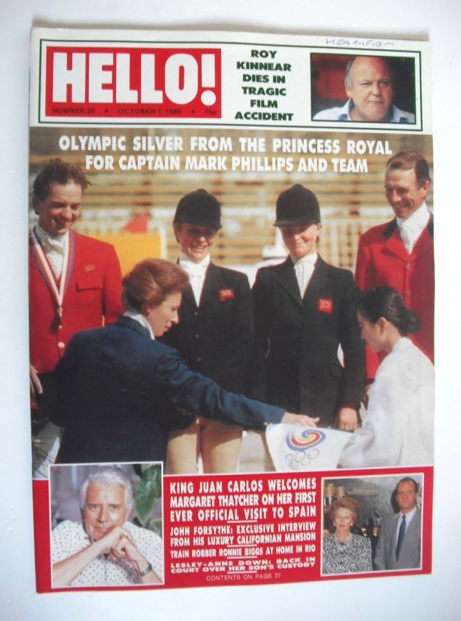 Hello! magazine - Captain Mark Phillips and team cover (1 October 1988 - Issue 20)