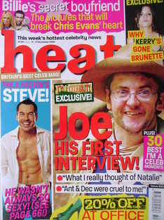 Heat magazine - Joe Pasquale cover (11-17 December 2004 - Issue 300)