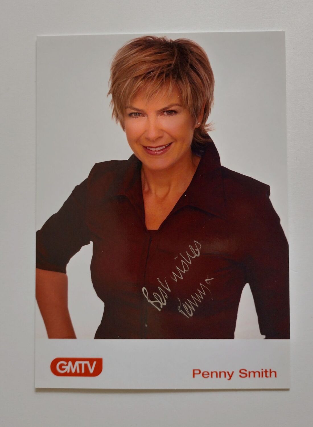 Penny Smith autograph (hand-signed photograph)