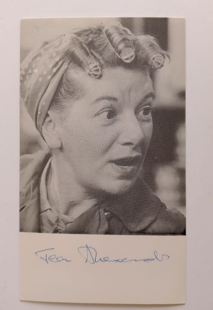 Jean Alexander autograph (hand-signed photograph)